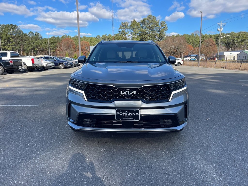 Certified 2022 Kia Sorento SX image 3
