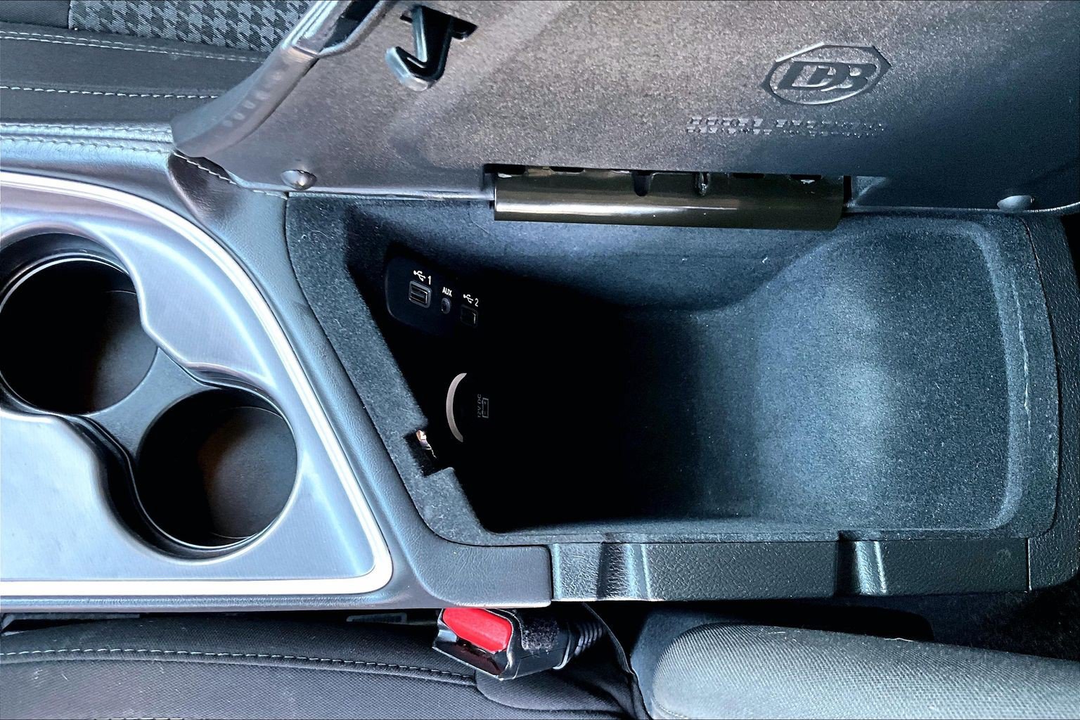Used 2019 Dodge Challenger SXT RWD image 24