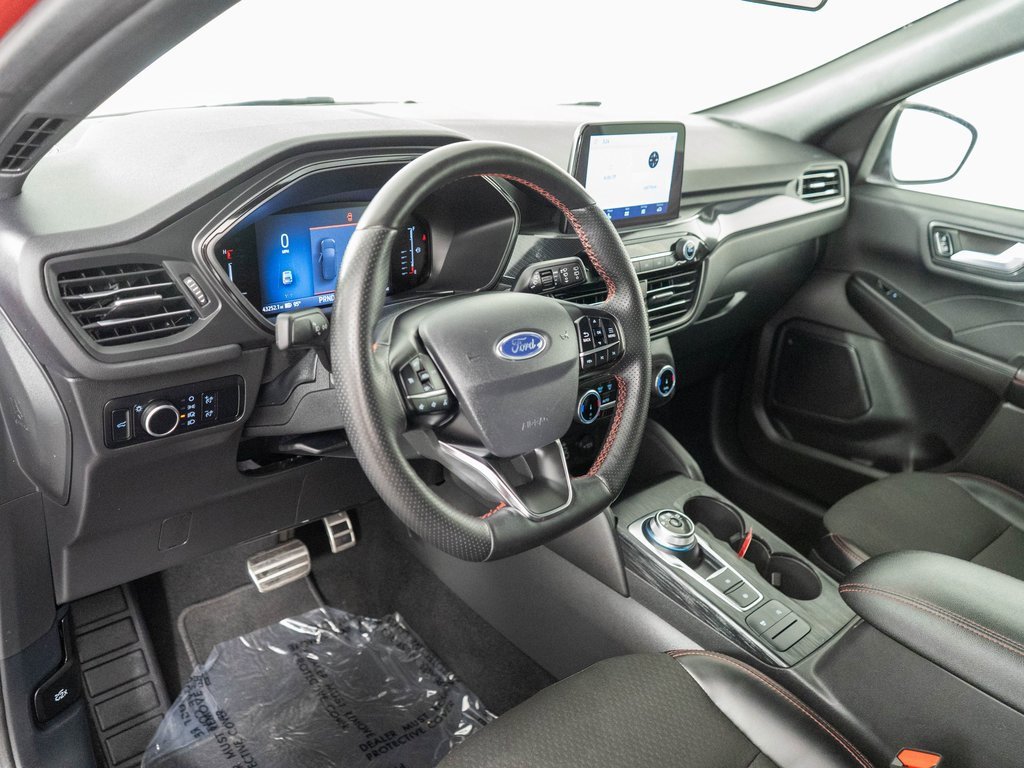Used 2024 Ford Escape ST-Line image 13