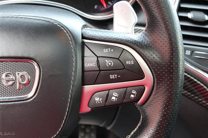 Used 2017 Jeep Grand Cherokee SRT image 29