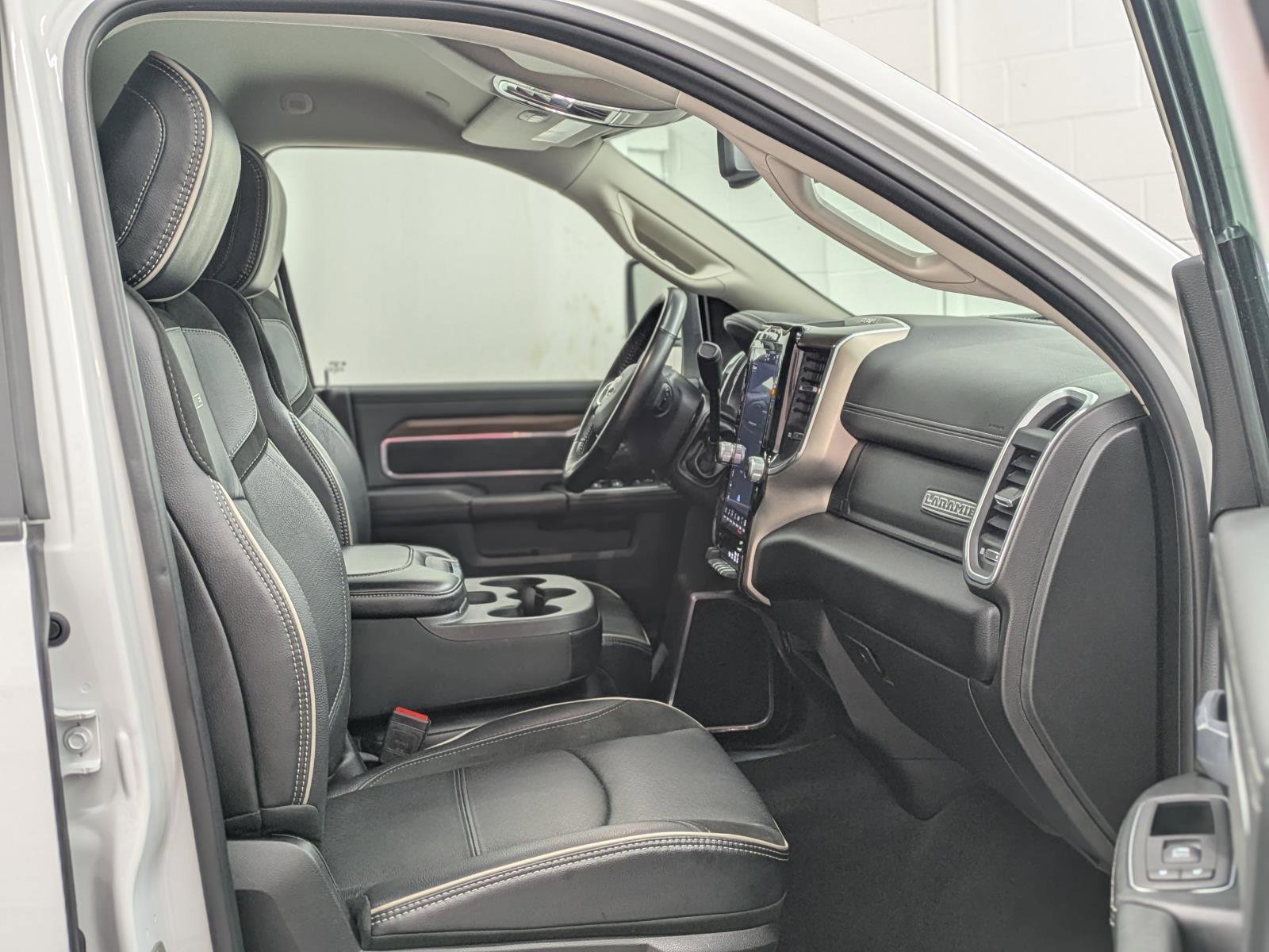 Used 2024 RAM 2500 Laramie image 16