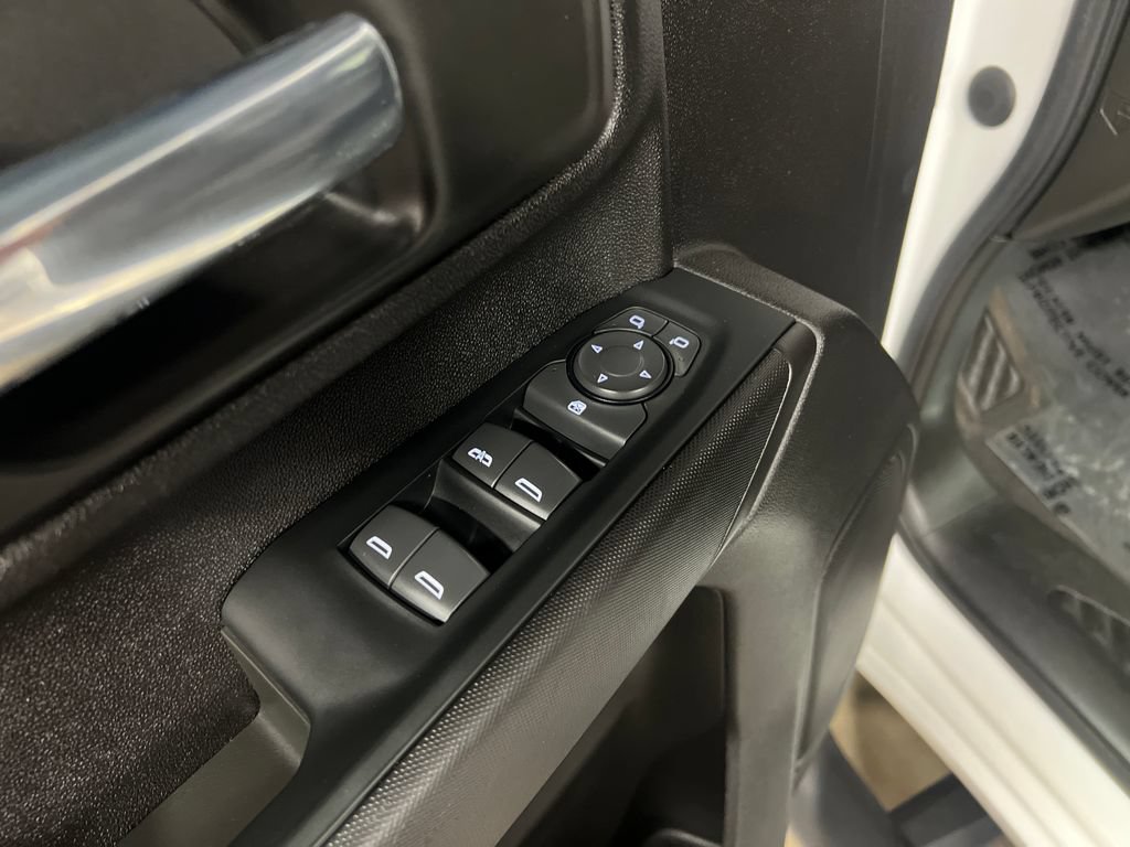 Certified 2022 Chevrolet Silverado 2500 Custom w/ Gooseneck/5TH Wheel Package AWD/4WD image 16