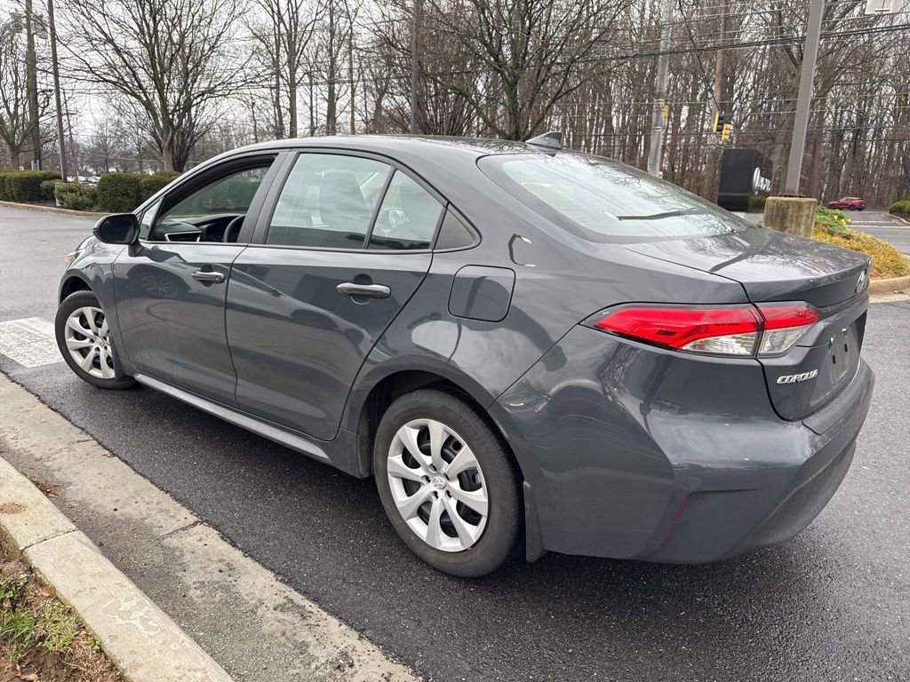 Used 2024 Toyota Corolla LE image 5