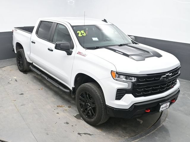 Used 2025 Chevrolet Silverado 1500 LT Trail Boss w/ Protection Package AWD/4WD image 27