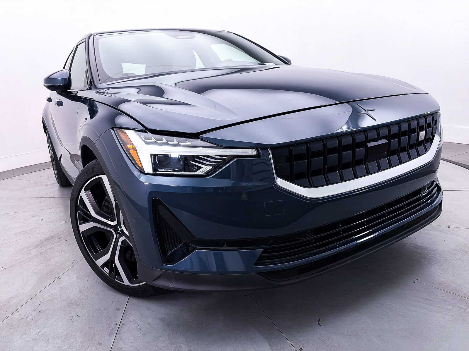 Used 2023 Polestar Polestar 2 AWD/4WD image 3
