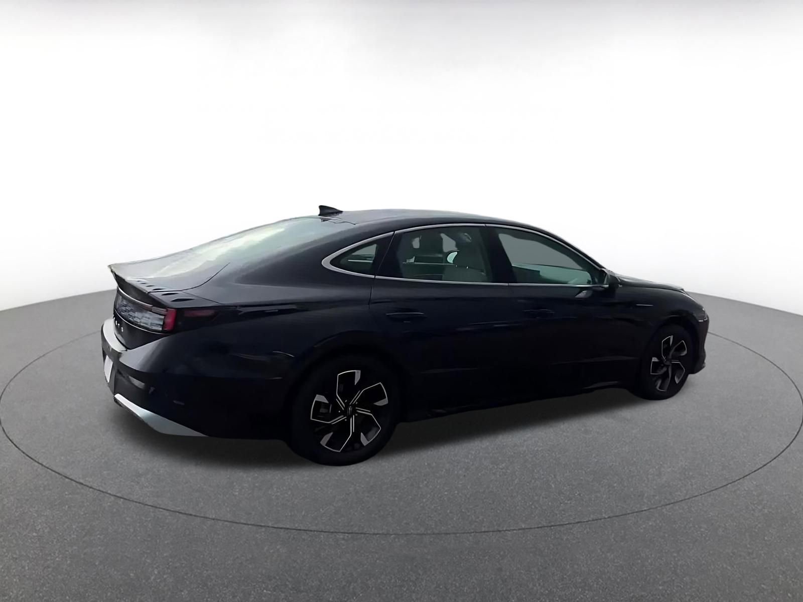 Used 2025 Hyundai Sonata SEL image 14