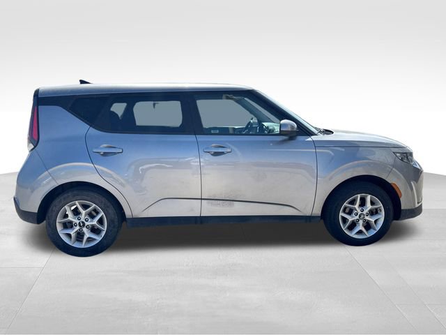 Used 2024 Kia Soul LX w/ Option Group 015 image 4