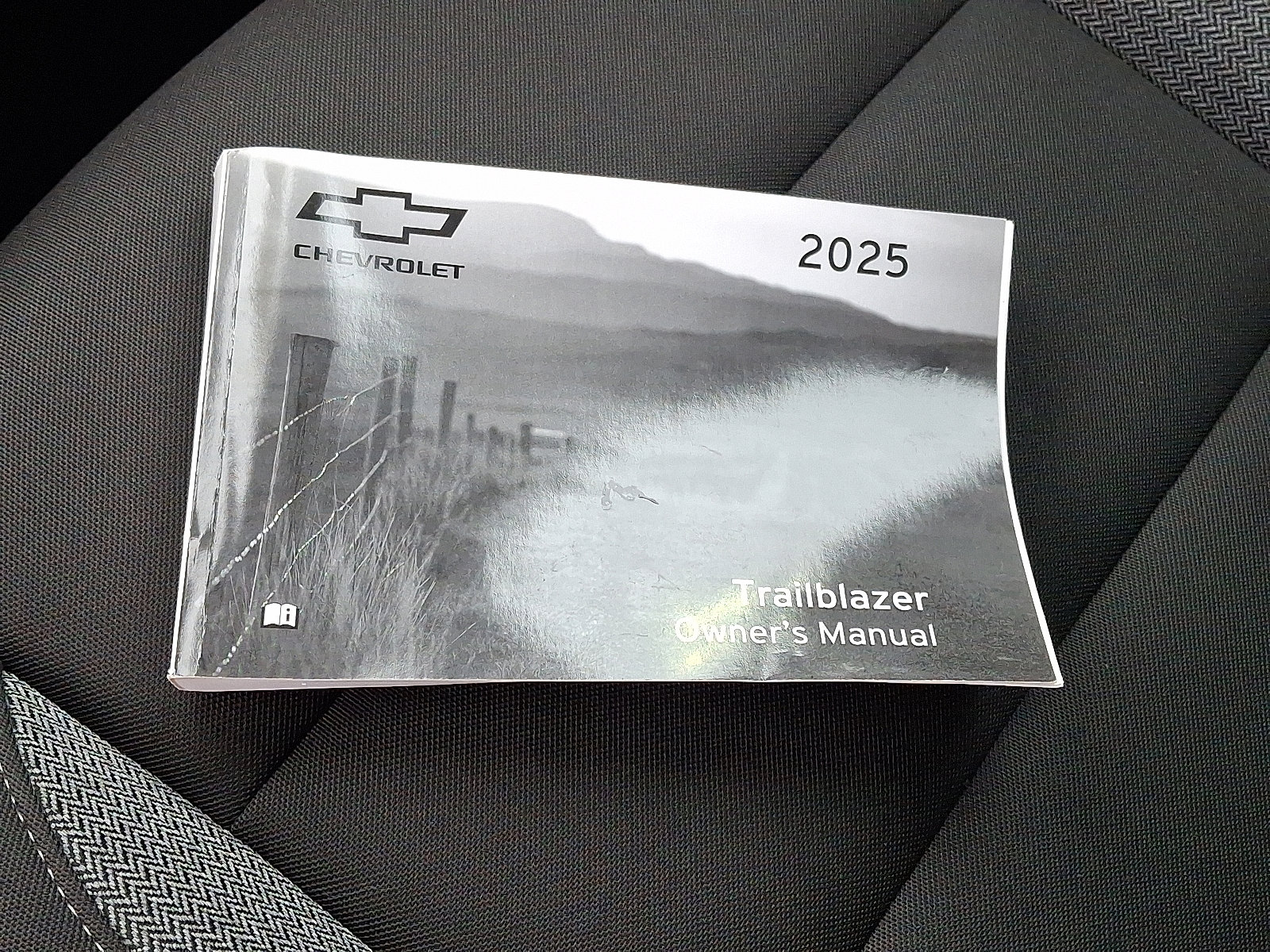 Used 2025 Chevrolet TrailBlazer LT image 26