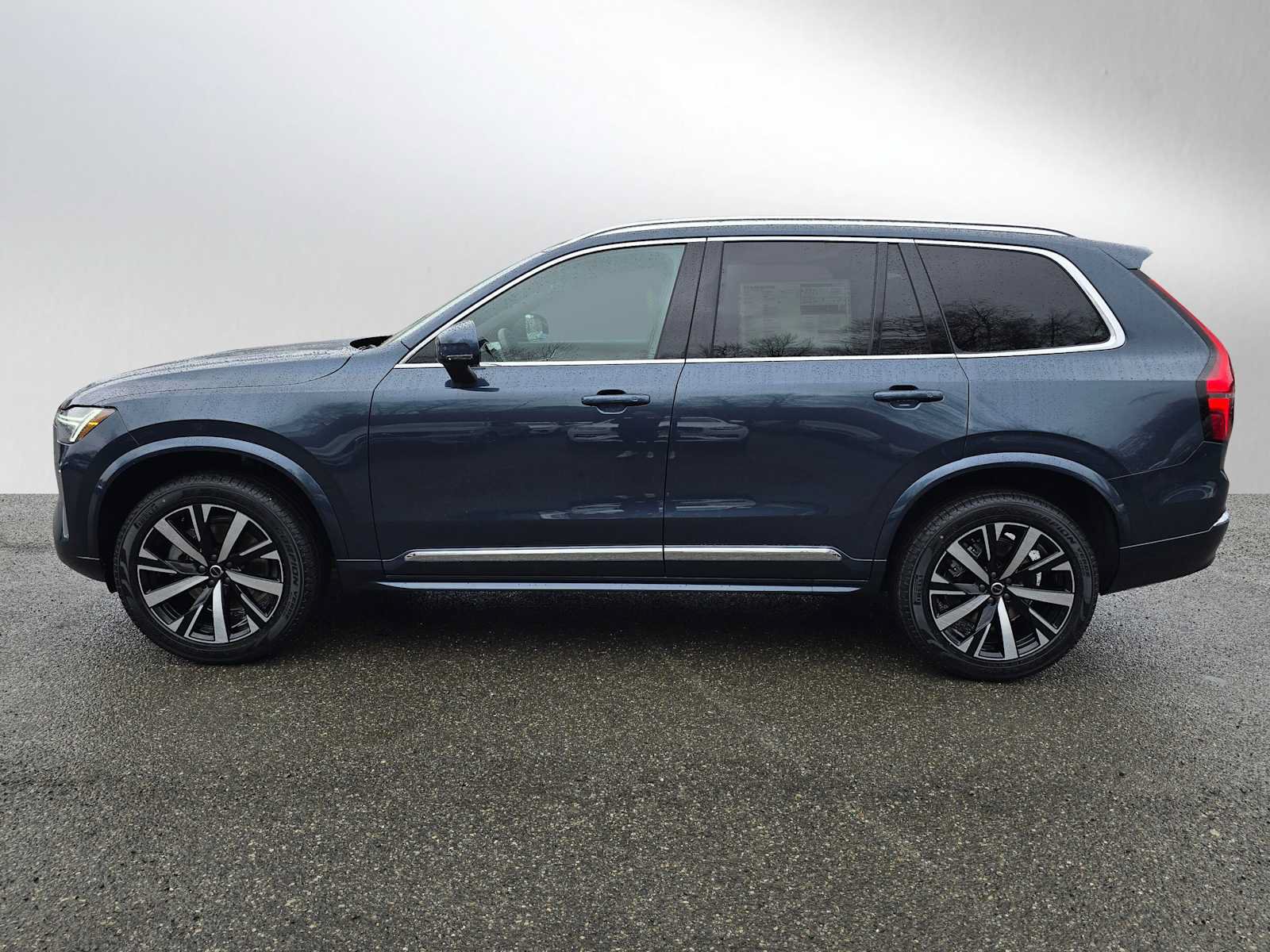 New 2026 Volvo XC90 B6 Core AWD/4WD image 6