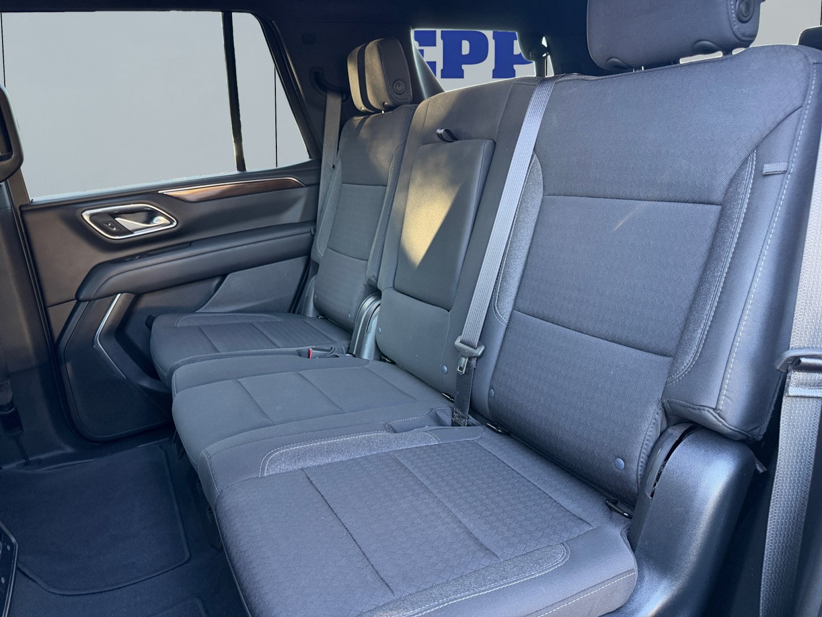 Used 2024 GMC Yukon SLE RWD image 16