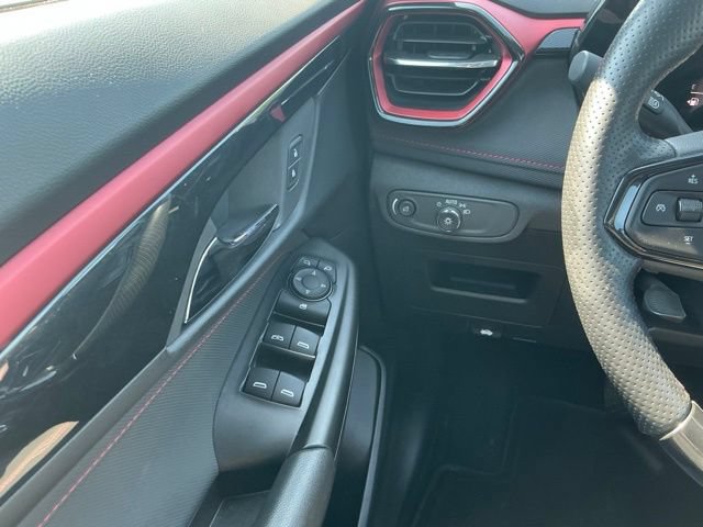 Used 2024 Chevrolet TrailBlazer RS w/ Driver Confidence Package AWD/4WD image 24