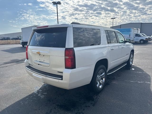 Used 2017 Chevrolet Suburban Premier image 3