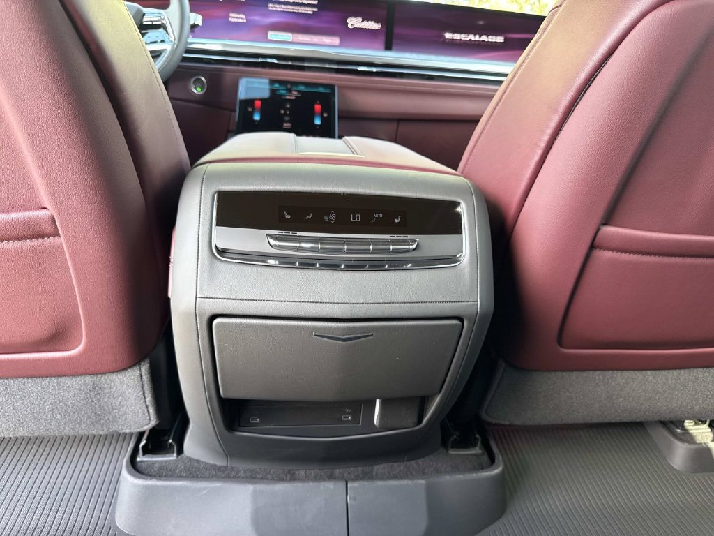 New 2026 Cadillac Escalade ESV Sport w/ LPO, Floor Liner Package RWD image 16