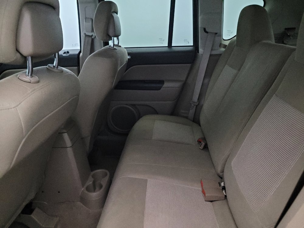 Used 2016 Jeep Compass Sport w/ Power Value Group image 18