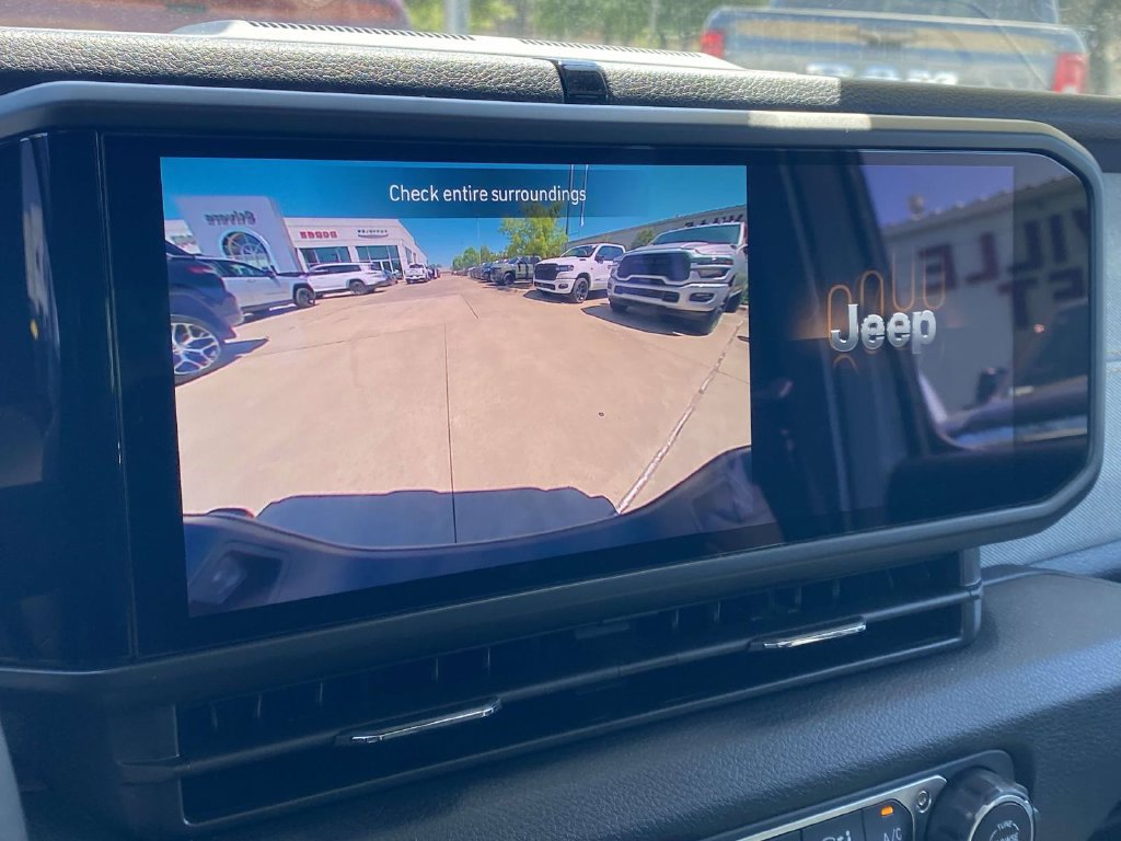 New 2026 Jeep Gladiator Sport AWD/4WD image 21