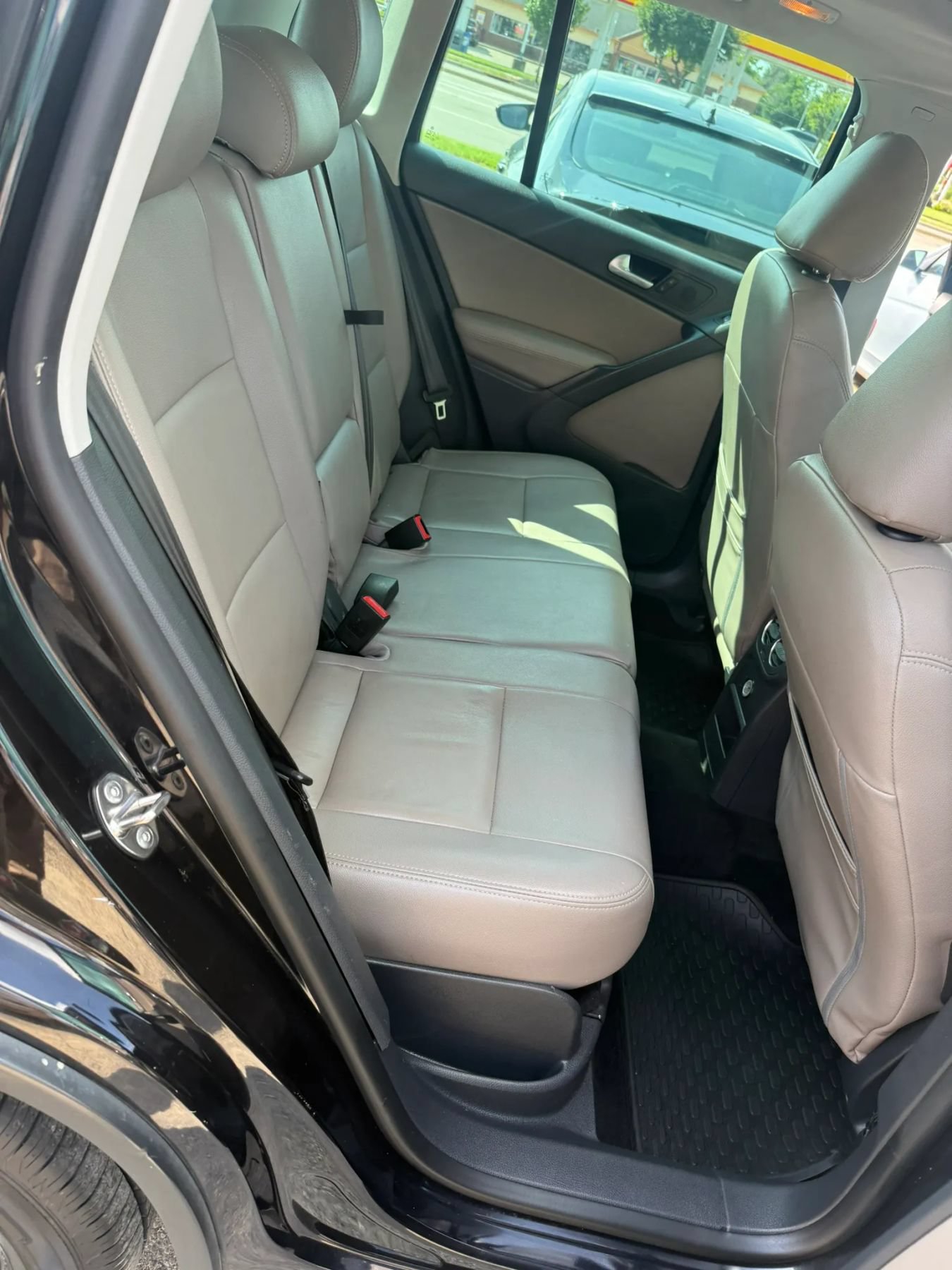 Used 2013 Volkswagen Tiguan S FWD image 21