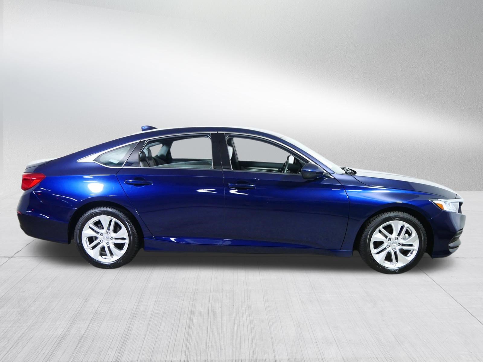 Used 2019 Honda Accord LX image 8