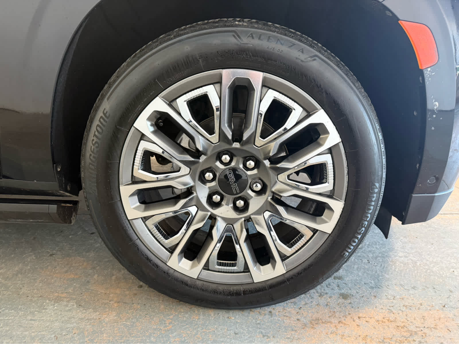 Certified 2023 GMC Yukon Denali Ultimate image 12