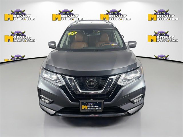 Used 2020 Nissan Rogue SV image 2
