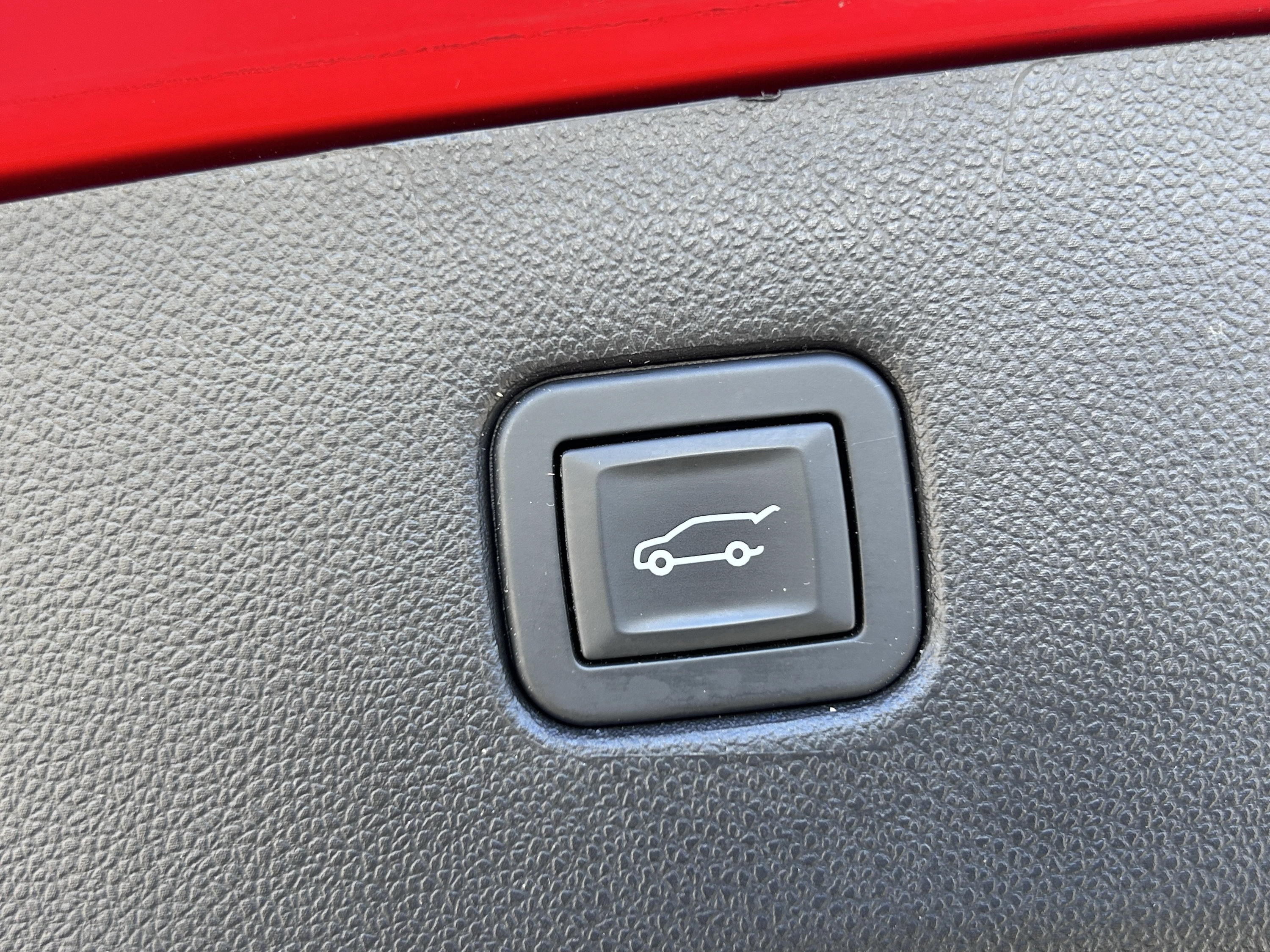 Used 2019 Chevrolet Blazer RS FWD image 30