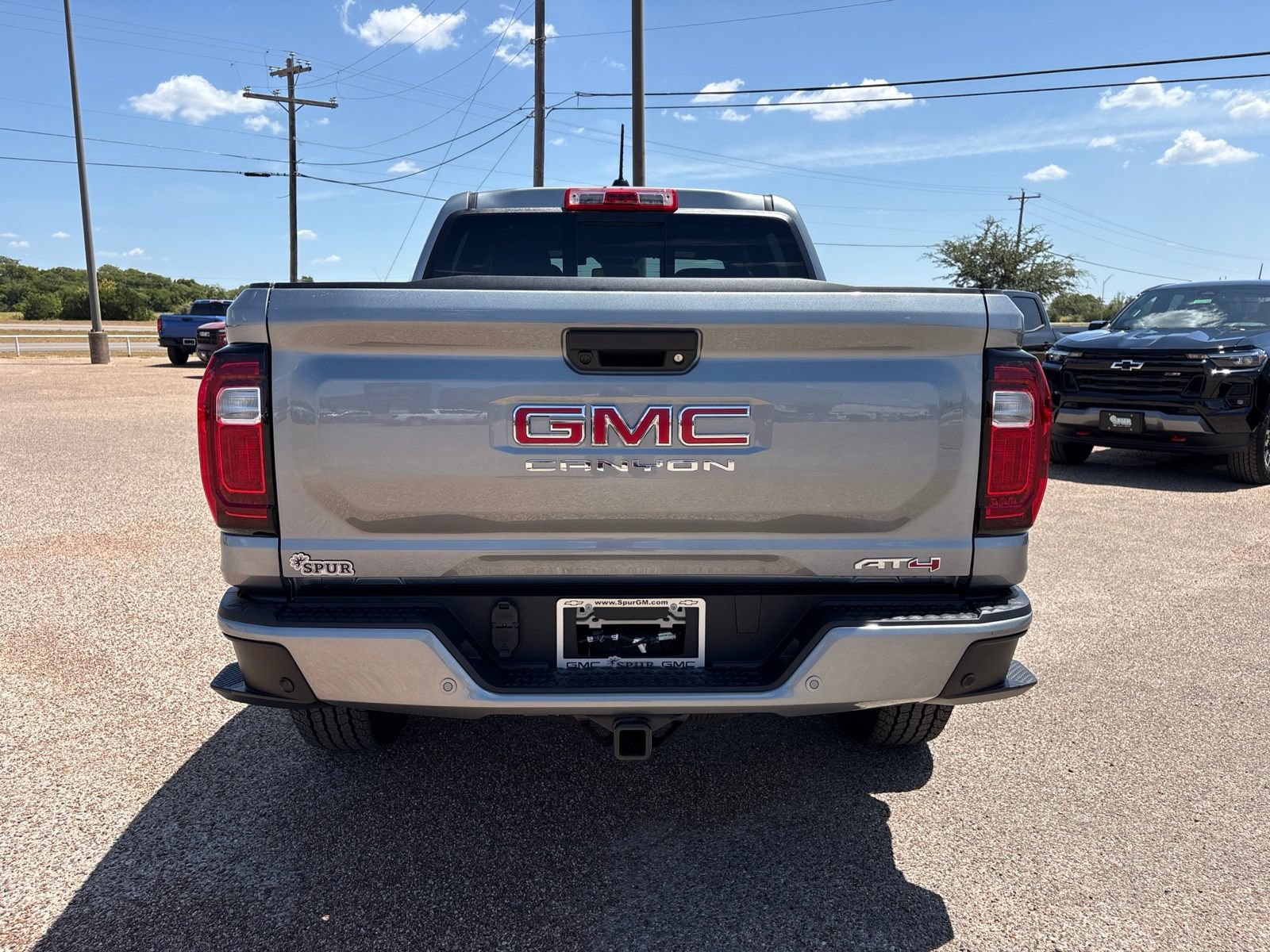 New 2026 GMC Canyon AT4 AWD/4WD image 4