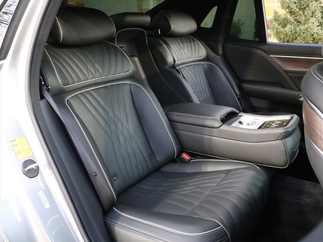 Used 2023 Genesis G90 3.5T image 12
