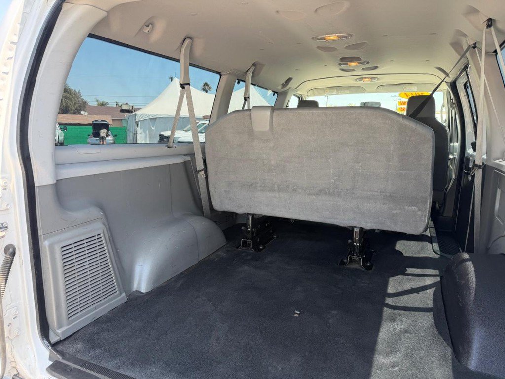 Used 2014 Ford E-150 and Econoline 150 Wagon w/ Power Windows & Locks Group RWD image 32
