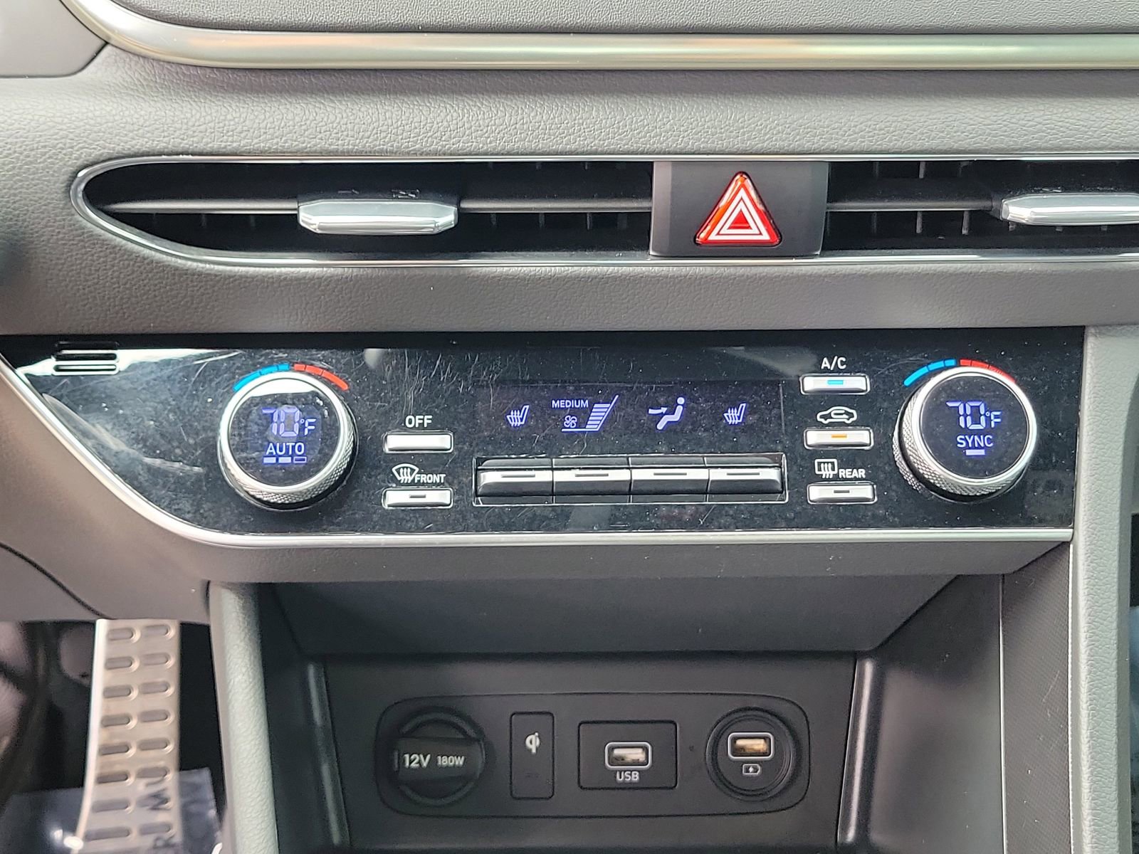 Used 2023 Hyundai Sonata SEL Plus w/ Preferred Accessory Package FWD image 37