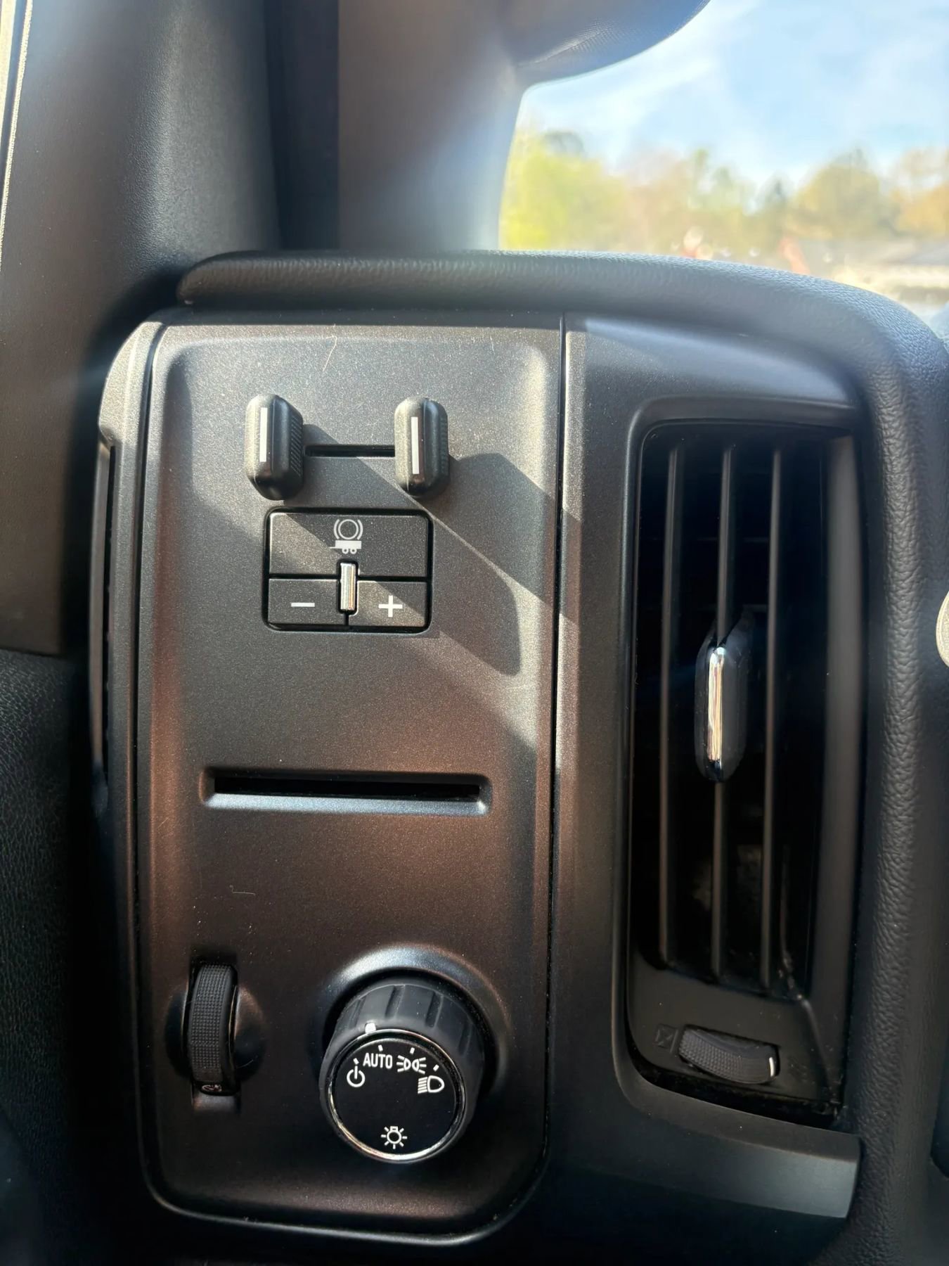 Used 2017 Chevrolet Silverado 2500 W/T w/ WT Convenience Package AWD/4WD image 18
