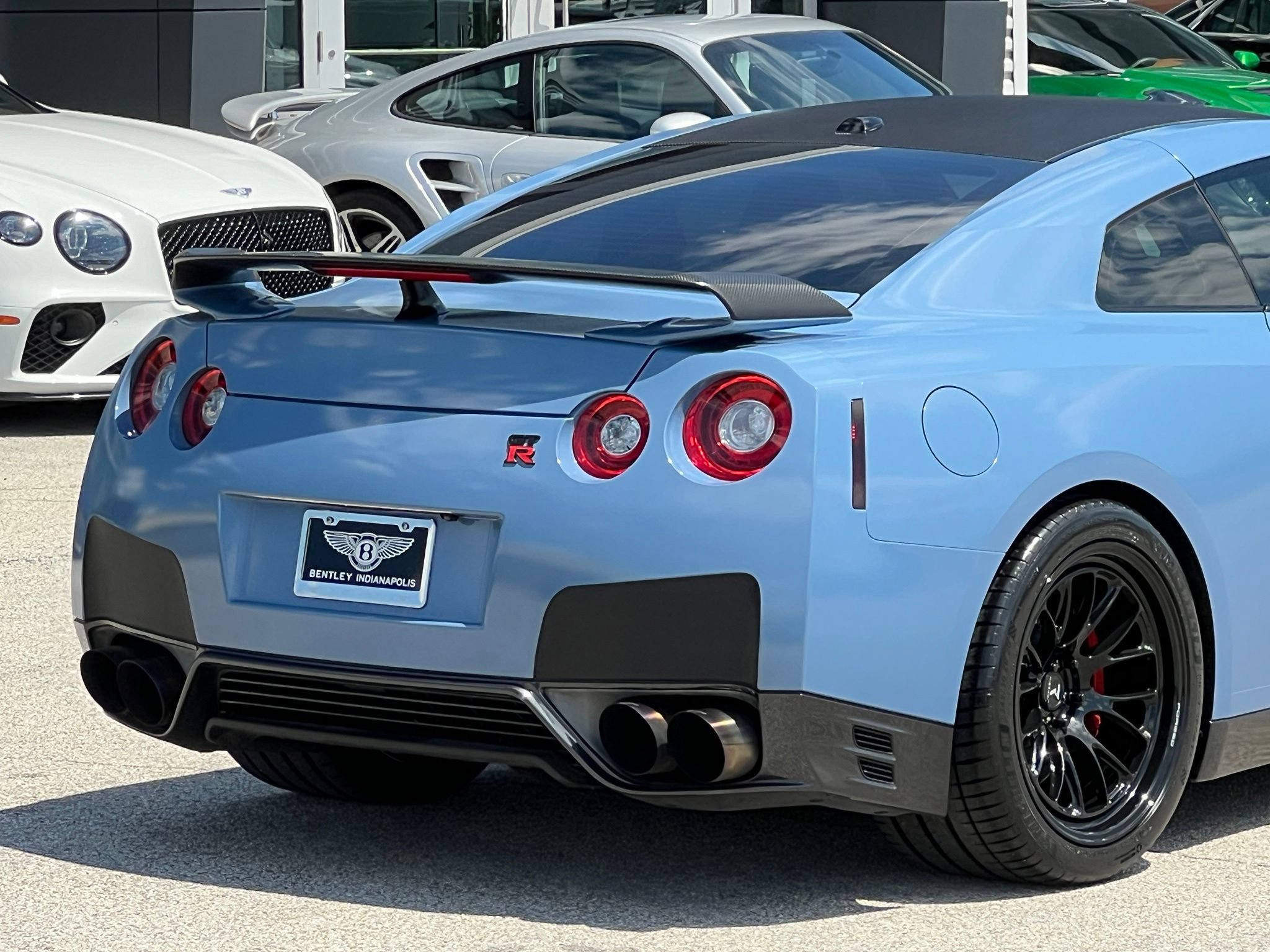 Used 2016 Nissan GT-R Black Edition AWD/4WD image 12