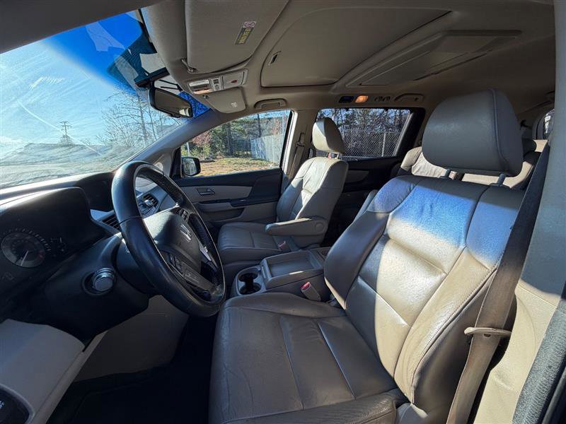 Used 2012 Honda Odyssey Touring Elite image 14