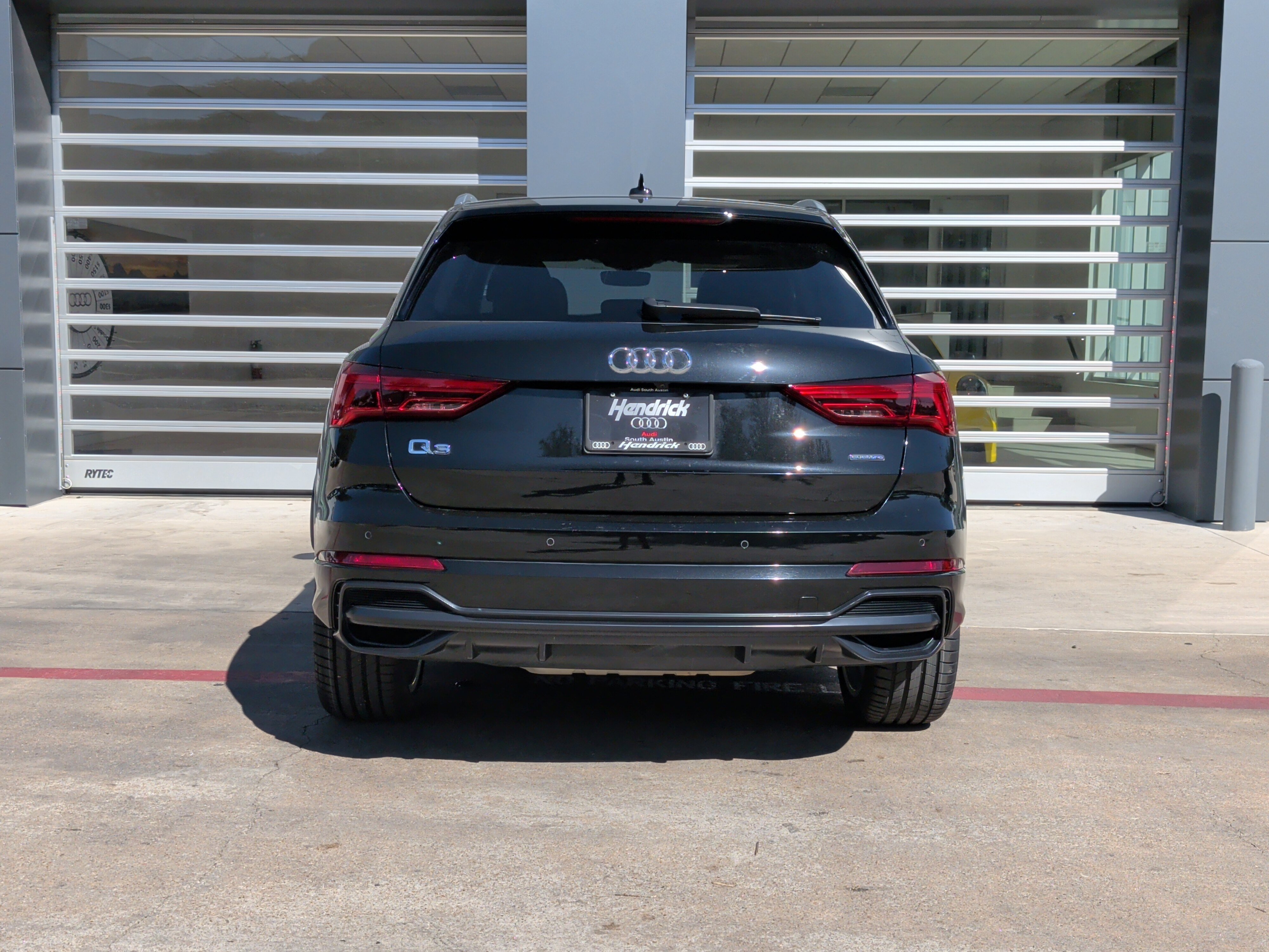 Used 2020 Audi Q3 2.0T Prestige w/ Prestige Package image 8