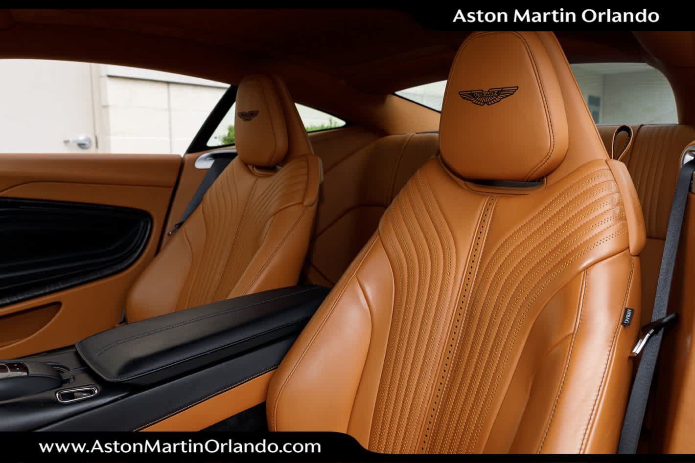Used 2022 Aston Martin DB11 Coupe RWD image 43
