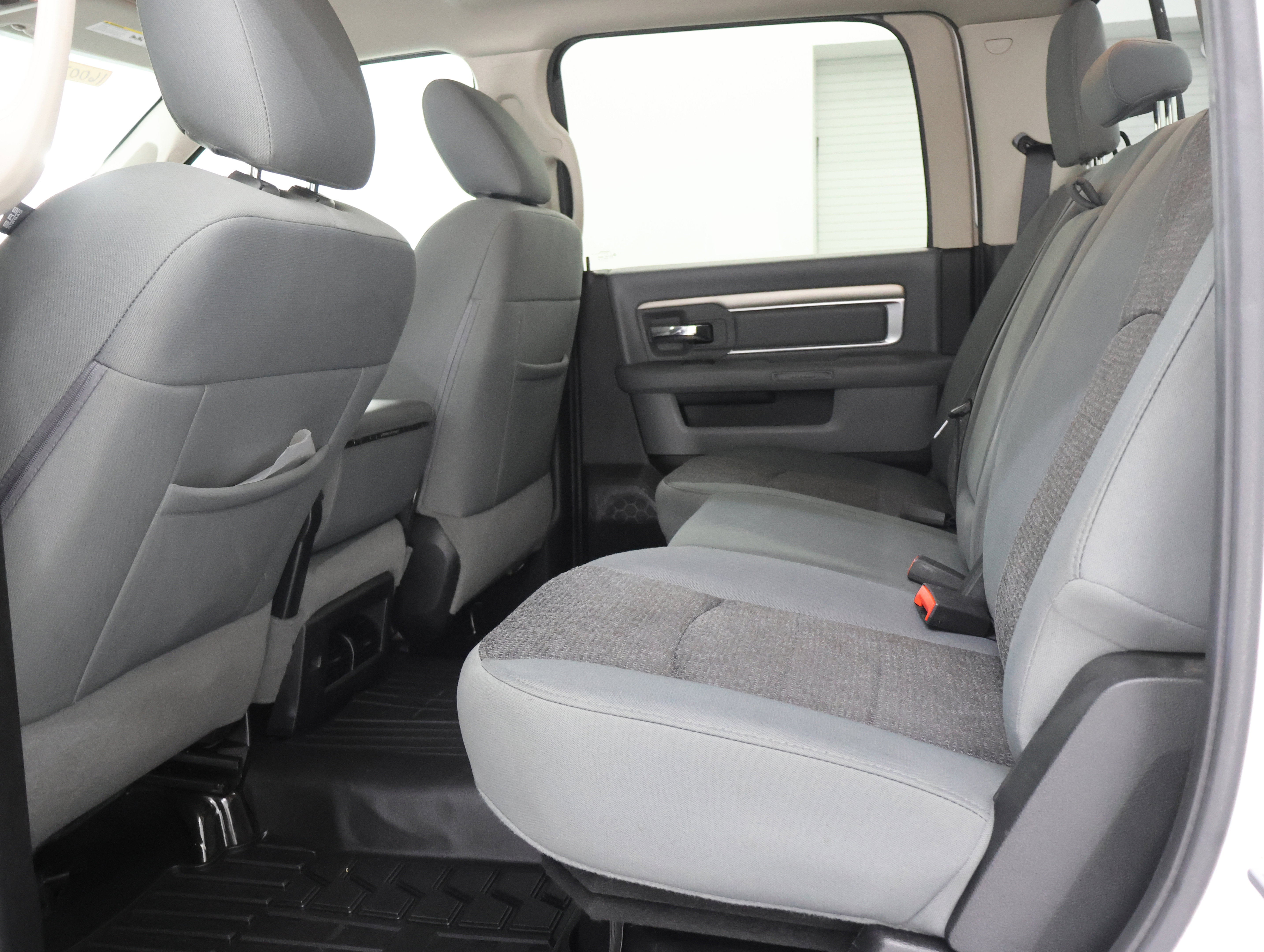 Used 2018 RAM 2500 Big Horn AWD/4WD image 9