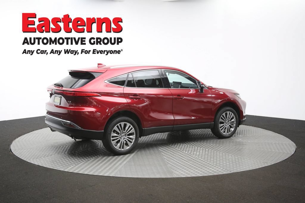 Used 2024 Toyota Venza LE AWD/4WD image 43
