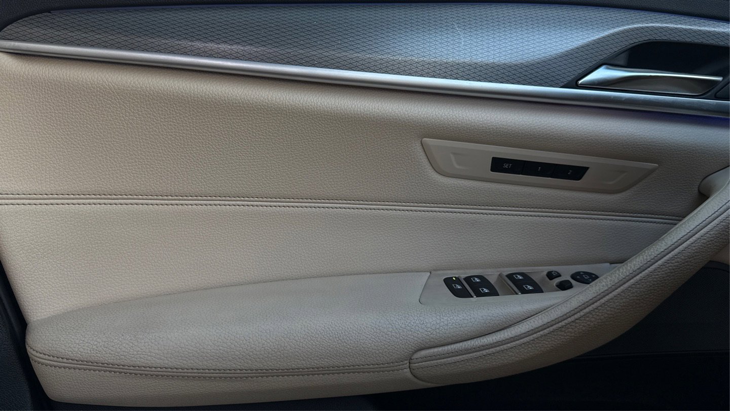 Used 2018 BMW M550i xDrive image 47