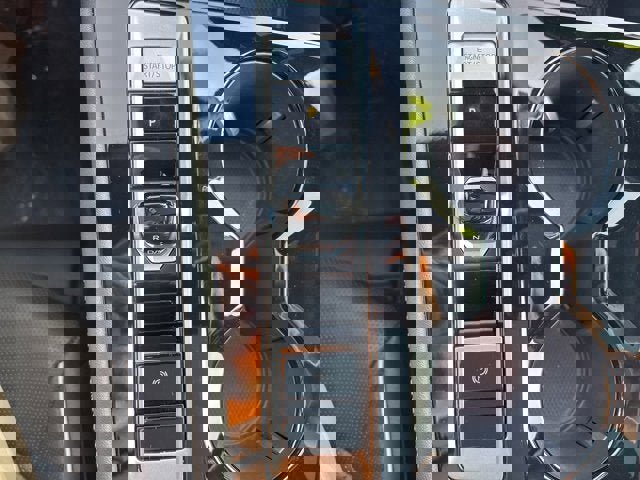 Used 2024 Volkswagen Atlas Cross Sport SEL Premium R-Line image 22