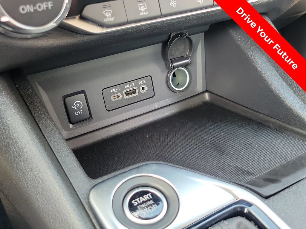 Certified 2025 Nissan Sentra SV w/ All-Weather Package FWD image 11