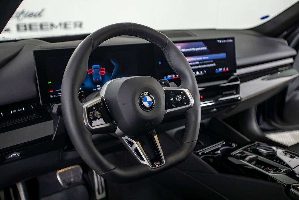 Used 2024 BMW 530i w/ M Sport Package RWD image 21