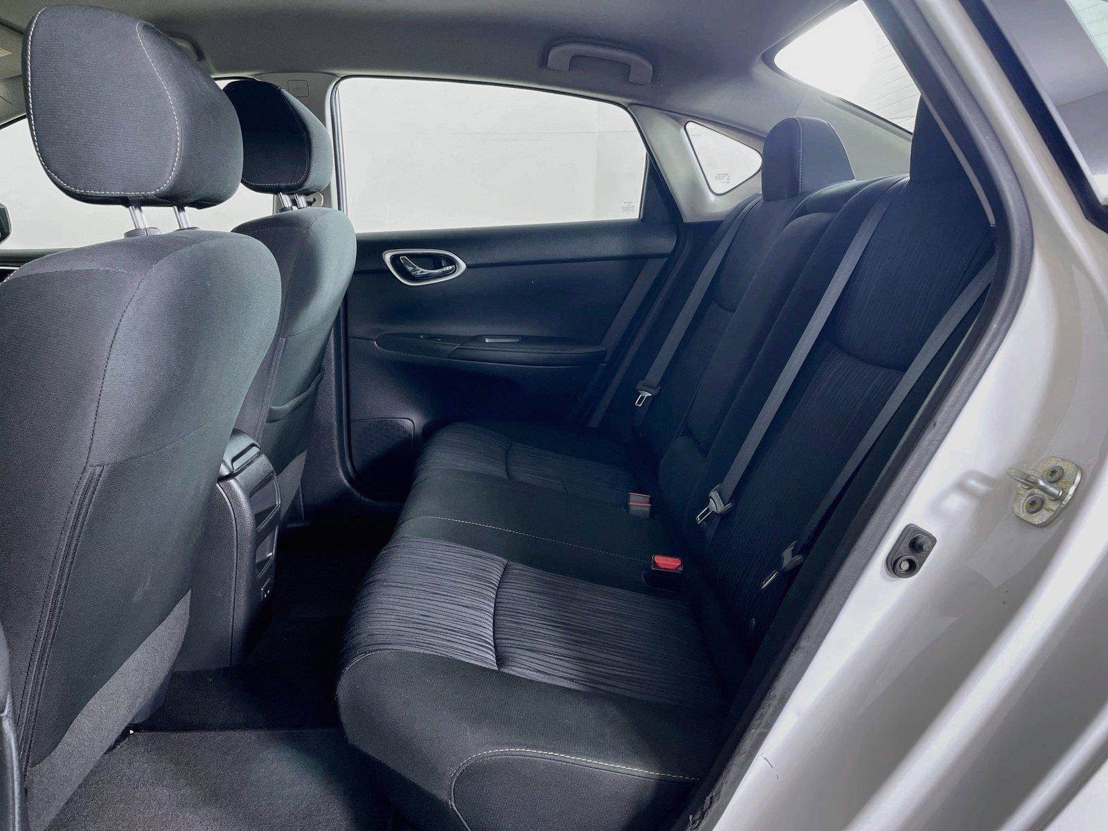 Used 2019 Nissan Sentra SV FWD image 11