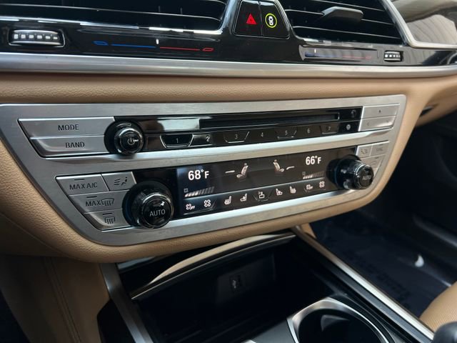 Used 2019 BMW 740i w/ Executive Package image 28