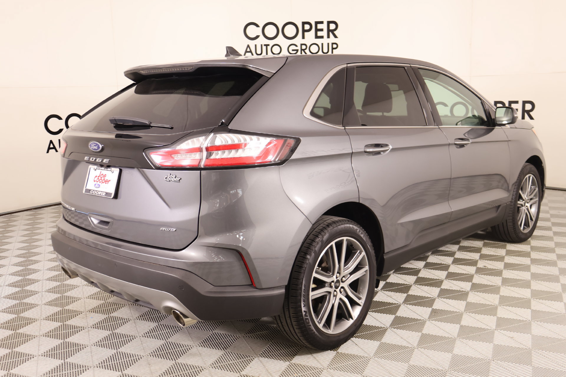 Used 2024 Ford Edge Titanium w/ Equipment Group 301A AWD/4WD image 23