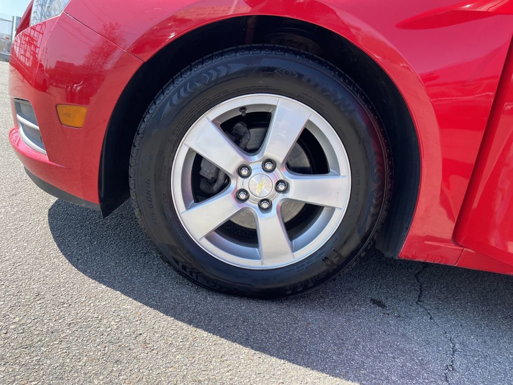 Used 2014 Chevrolet Cruze LT w/ All-Star Edition image 9