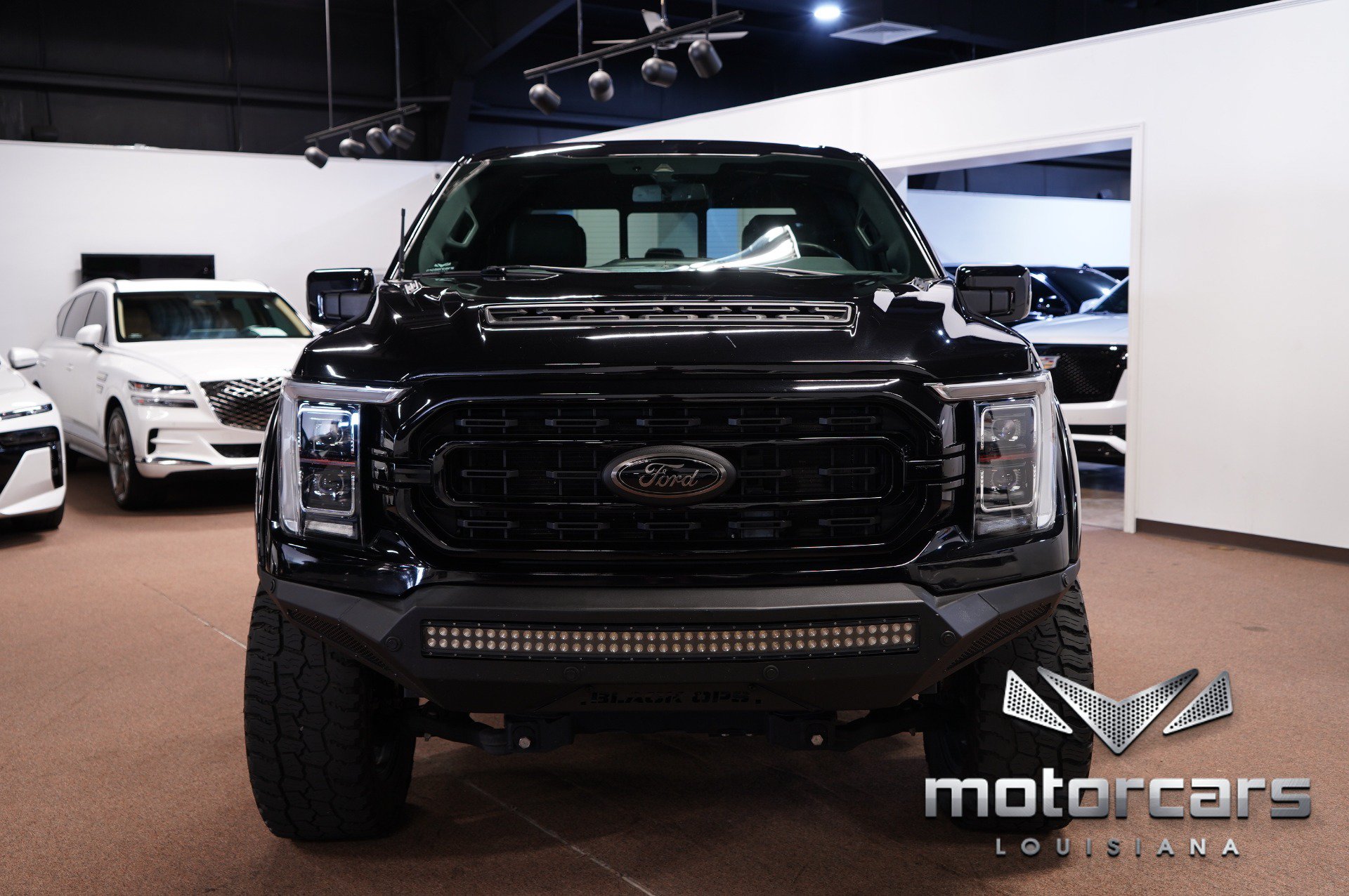 Used 2021 Ford F150 Lariat w/ Equipment Group 502A High AWD/4WD image 2