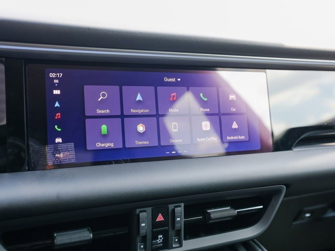 New 2025 Porsche Macan Electric image 18