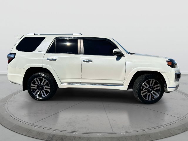 Used 2018 Toyota 4Runner Limited AWD/4WD image 2