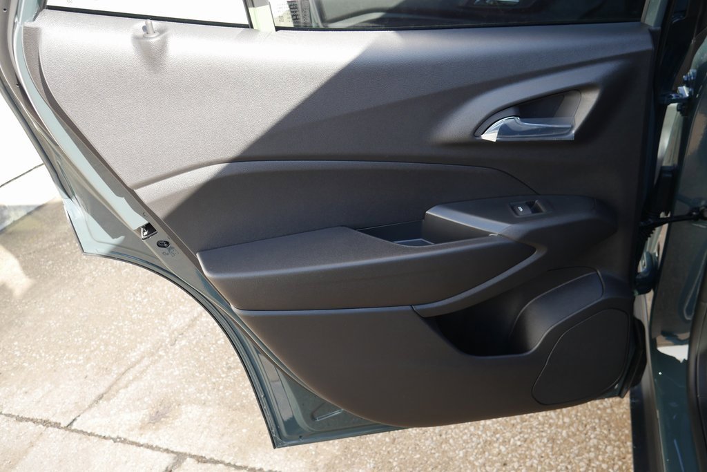 New 2026 Chevrolet Trax LS image 30