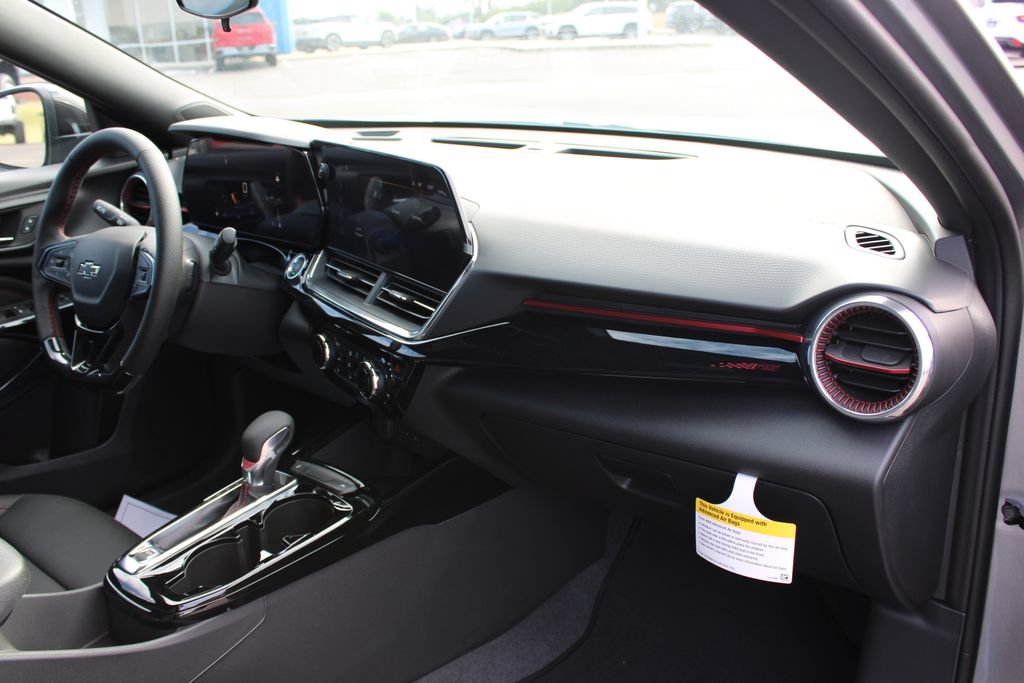 New 2026 Chevrolet Trax RS w/ Driver Confidence Package FWD image 30