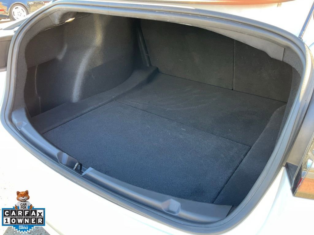 Used 2023 Tesla Model 3 Standard Range image 8