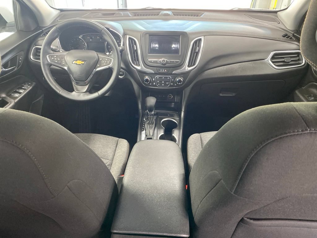 Used 2024 Chevrolet Equinox LT AWD/4WD image 3